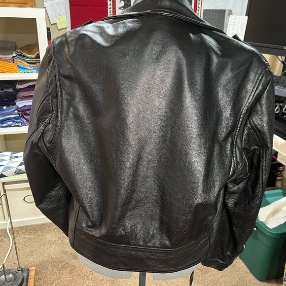 Vintage Classic Unisex Black Leather Motorcycle Jacket probably size Large - Picture 6 of 12